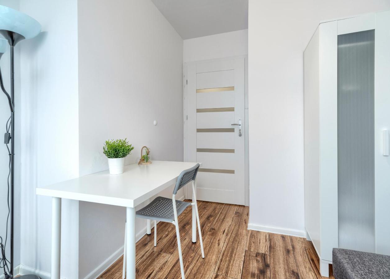 Appartement Pokoje Gdansk Zabianka - Bitwy Oliwskiej 15 Extérieur photo